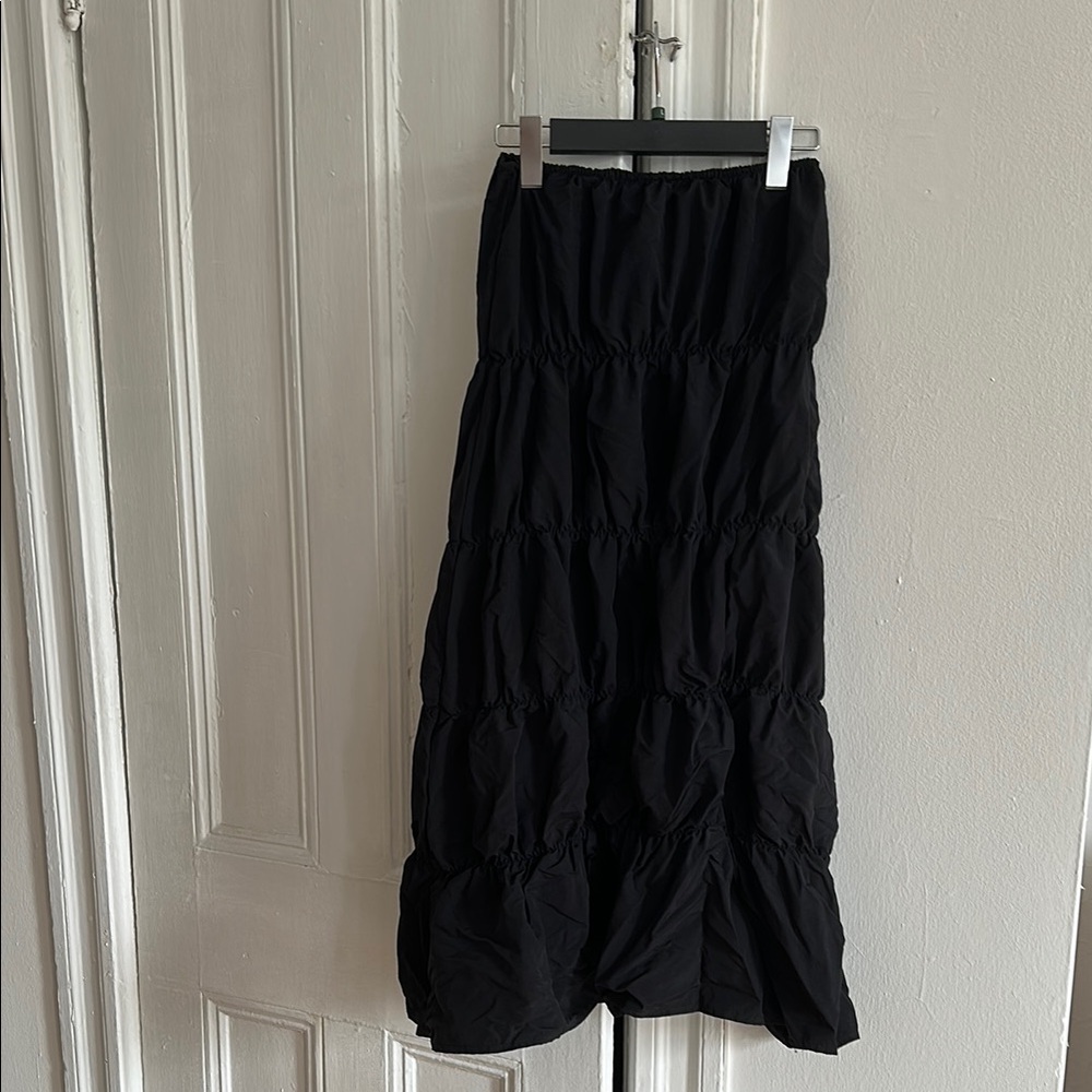 Black Ruched Bubble Midi Skirt